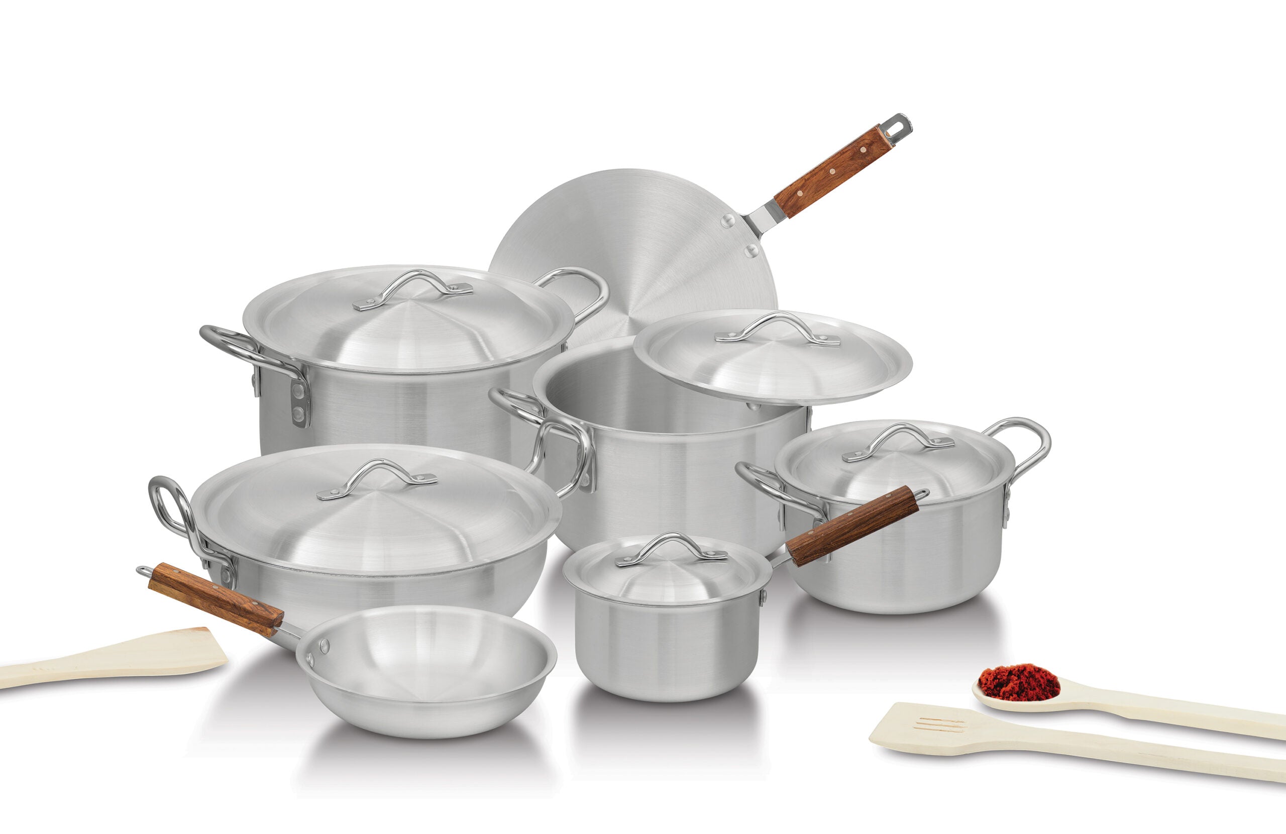 Victoria’s Culinary Crown: 15-Piece Aluminum Cookware Set